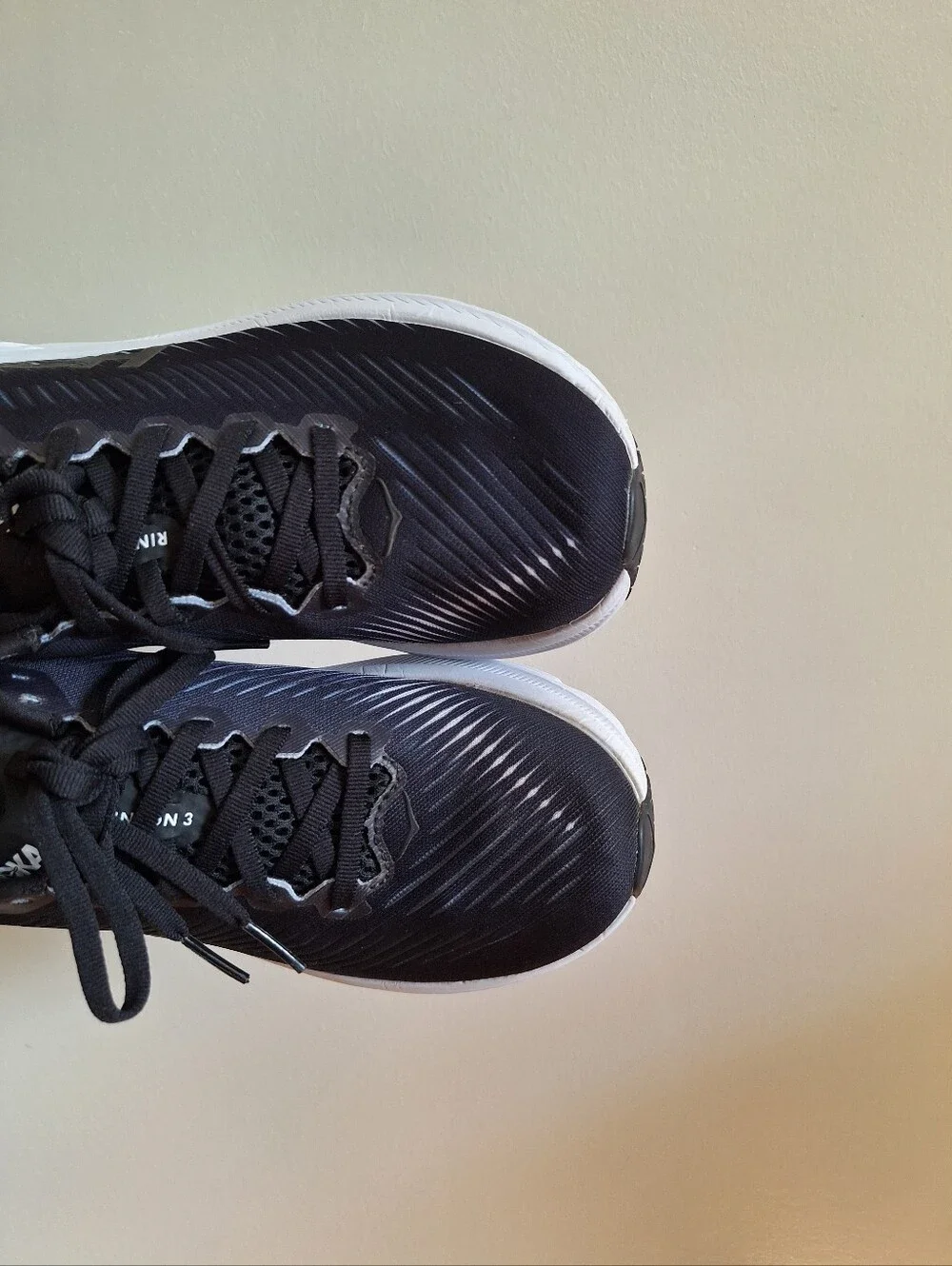 Hoka Rincon 3 Women's Black And White Size 7.5D